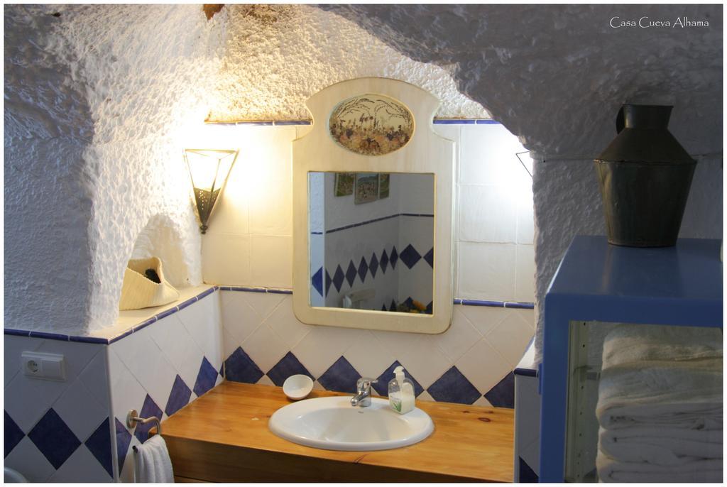 شقة Casa Cueva Alhama Graena المظهر الخارجي الصورة